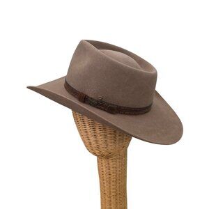 Akubra Snowy River Hat Pure Fur Felt Made in Australia Size 58 Worn Once